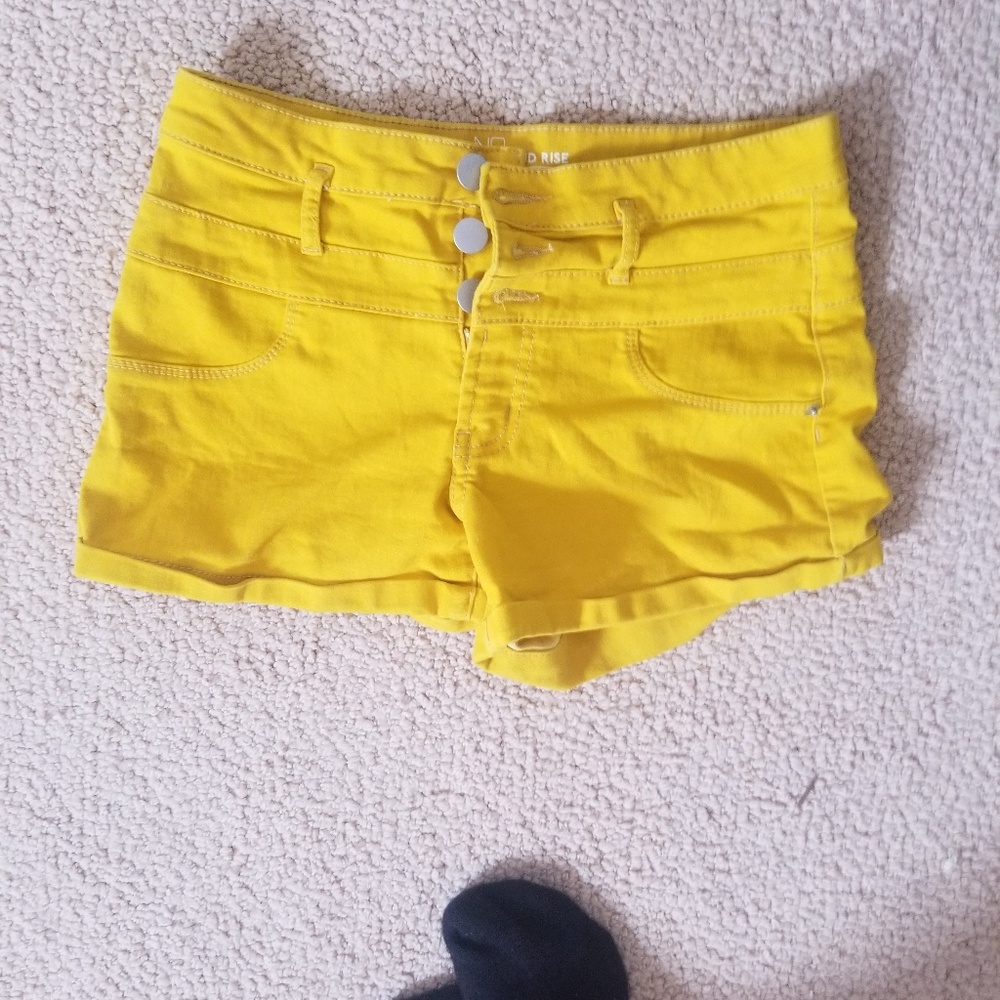 Midrise shorts size 9